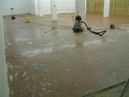 There was quite some work to be done because the floor hadn't been covered during decorating.
